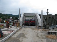 Nowy most w Krościenku utrzymał ciężar 128 ton