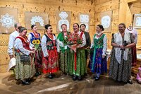 Szyte pokoleniami. Biały haft jako dziedzictwo. Genowefa Zarycka i Zofia Zarycka
