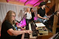 Legendarni Skaldowie porwali publiczność w festiwalowych progach restauracji „U Wnuka”
