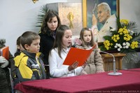 Obchody Dnia Papieskiego w parafii na Równi Szaflarskiej