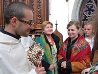 Wiktorówki otrzymały relikwie św. Jacka – założyciela Polskiej Prowincji Dominikanów