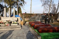 Żołnierze radzieccy pochowani na nowotarskim cmentarzu