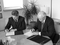 Podpisanie porozumienia między Zarządem ZEW Niedzica S.A. oraz gminą Ostrów