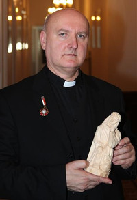 Ksiądz dr hab. Władysław Zarębczan odznaczony przez Ministra Kultury i Dziedzictwa Narodowego